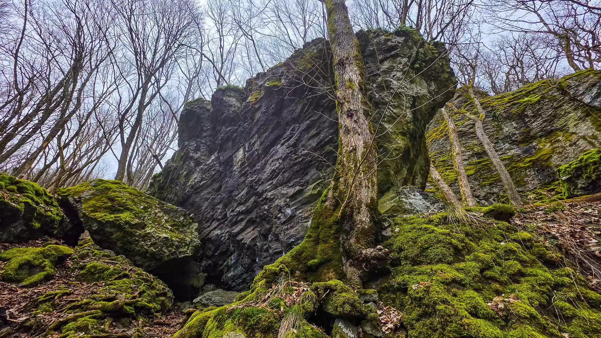 Teufelskeller Gwsamtansicht