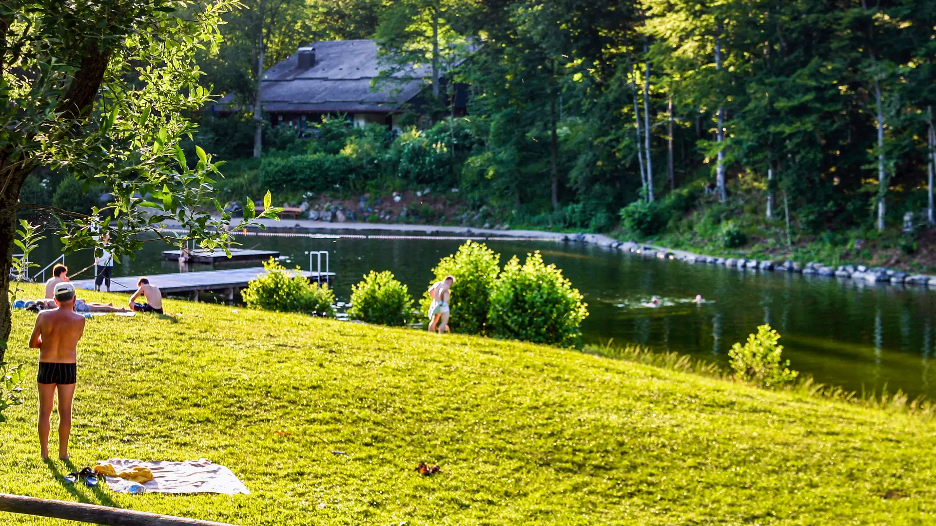 Guckaisee Rhön im Sommer